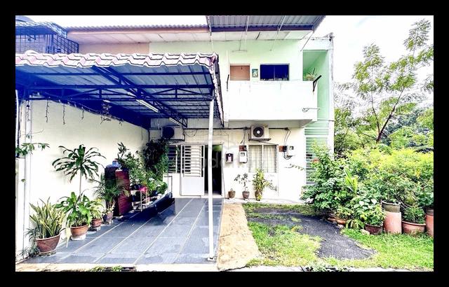 BOOKING 1Kš„GROUND FLOOR CORNER Laksamana Permai Townhouse Batu Caves 1