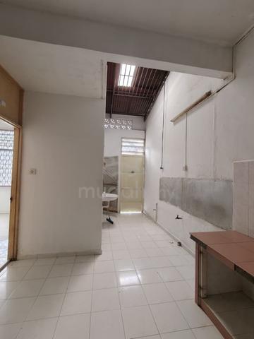 Taman Iping, Batu Maung Single Storey landed for rent worker hostel 1