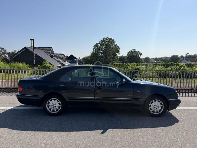 1995 Mercedes Benz 230E 2.3 W124 (A) - 4