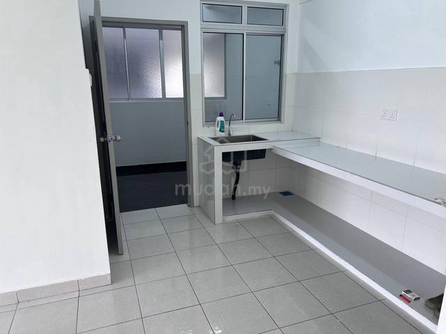Seri Suria Apartment 1