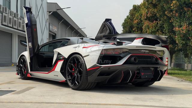 8500KM 2018 Lamborghini AVENTADOR 6.5 SVJ Original - 2