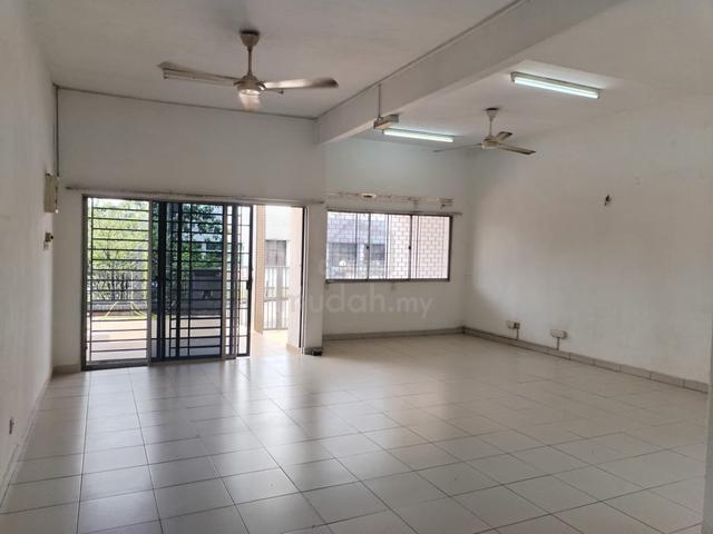 Taman Taynton View Cheras 2storey House 4rooms Air-cond Ekocheras 1
