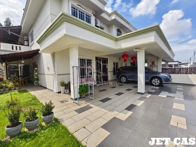 Good Condition Partial Furnished Batu Belah Kapar 2 Sty Semi D House 1