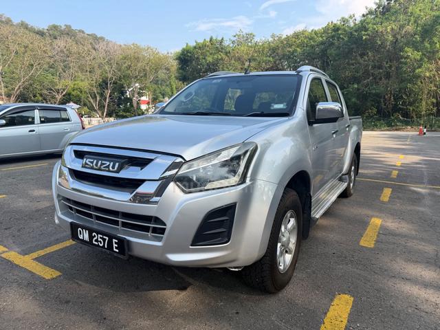 2018 Isuzu D-MAX 2.5 (A) 4X4 FACELIFT Full Loan - 1