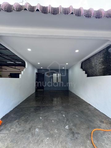 Teres Dua Tingkat Taman Bukit Mor 1