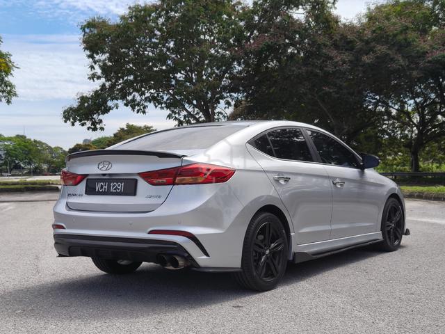 2017 Hyundai ELANTRA 1.6 PREMIUM FACELIFT (A) - 4