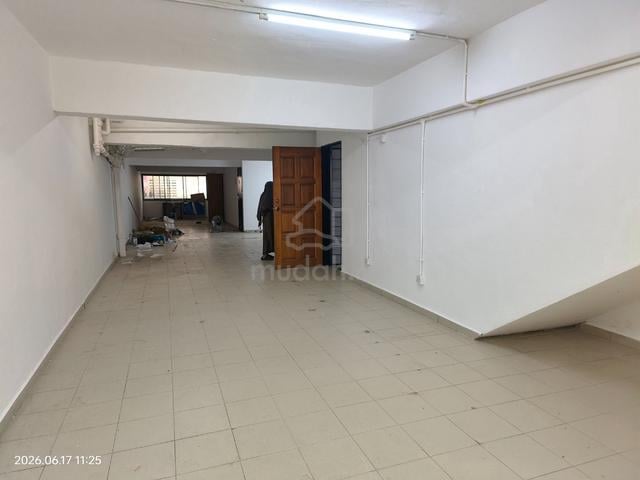 Sentul Shoplot 1st and Ground Floor Near MRT 1