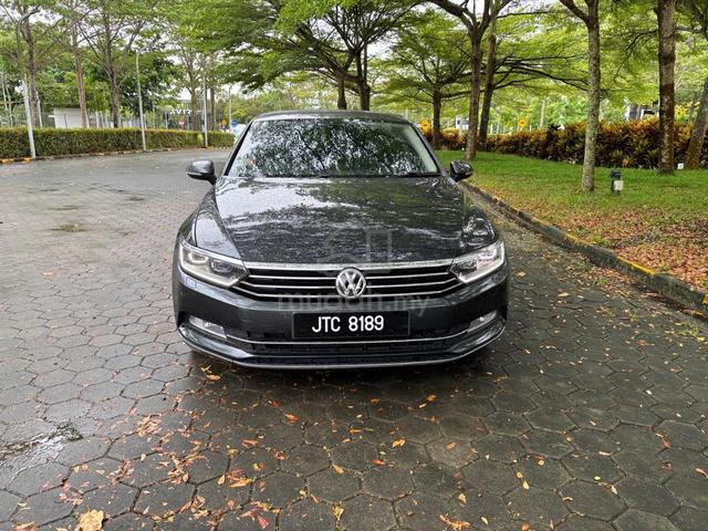 2018 Volkswagen PASSAT 1.8 TSI COMFORTLINE (CKD) - 1