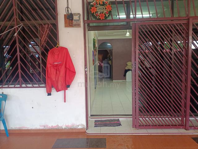 Taman Ria Terrace House For Sale – Partially Renovated 😍 1