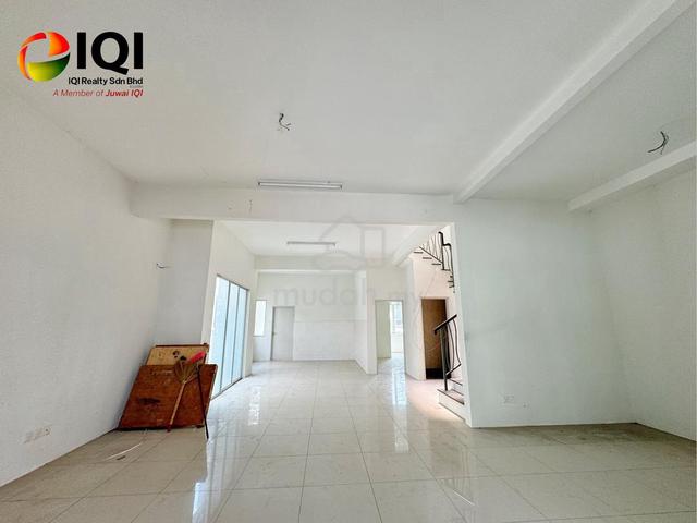 3 STY Semi D | Partial Furnish Good Condition | Taman Aston For Rent 1