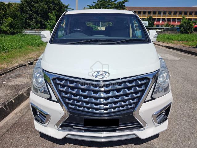 2017 Hyundai GRAND STAREX 2.5 ROYALE (A) MPV - 2