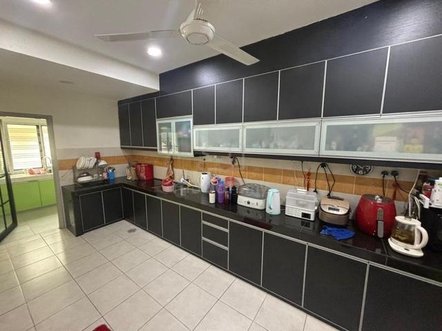 Double Storey House Taman Putra Prima Puchong Good condition for sale 1