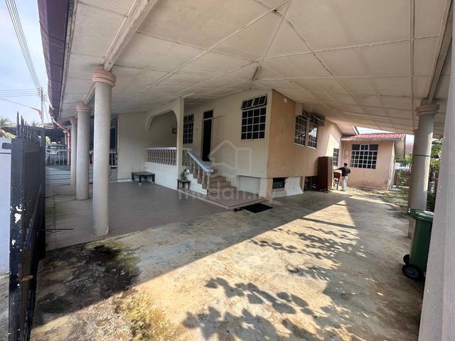 CORNER, Teres Setingkat, RPR BATU KAWA 1