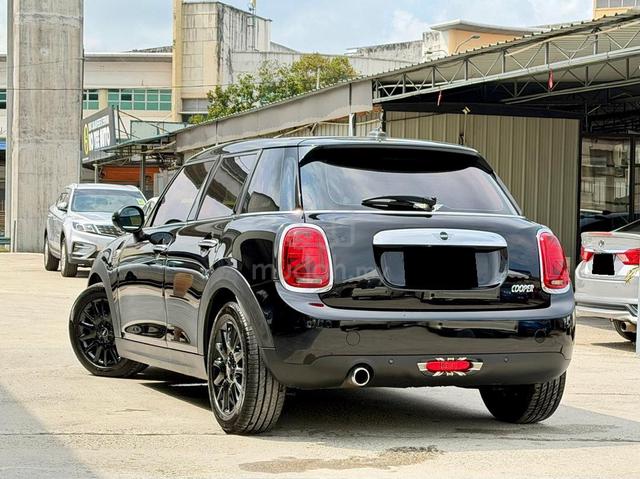 MINI COOPER 5 DOOR 1.5 Full Service Record 1 Owner - 2