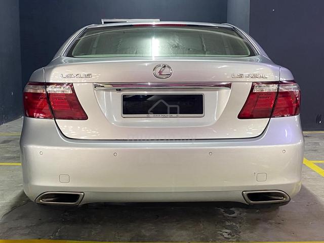 2007 Lexus LS460 4.6 L 4 SEATER (A) - 4