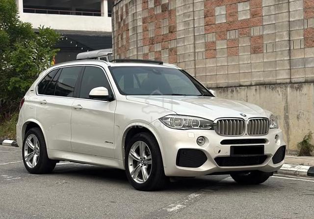 2018 BMW X5 2.0 xDrive40e M Sport / HUD / Sunroof - 1