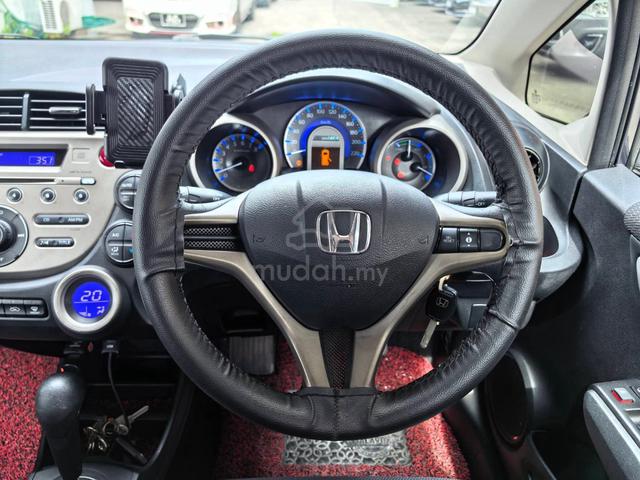 2014 Honda JAZZ 1.3 HYBRID FACELIFT (A) - 3
