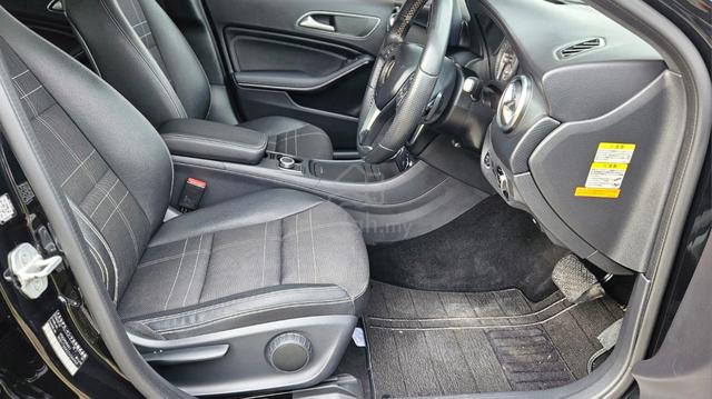 Mercedes Benz A180 1.6 H/BACK AMG SPRT MODE CBU - 4