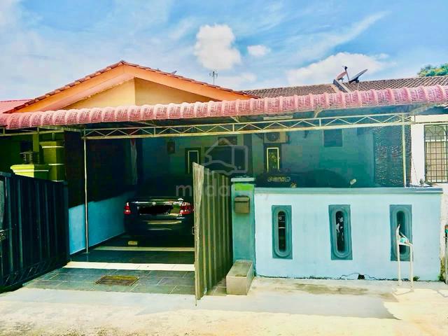 Teres Satu Tingkat Di Taman Gadong Jaya Labu Untuk Dijual 1