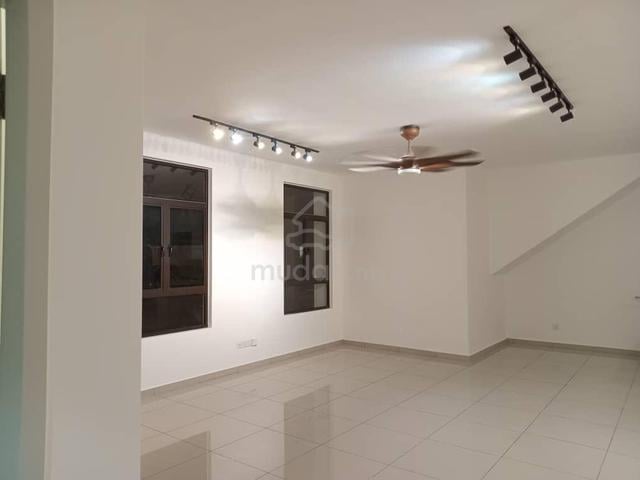 [Ground Floor] Regent Garden Eco Grandeur Puncak Alam Townhouse Hpuse 1