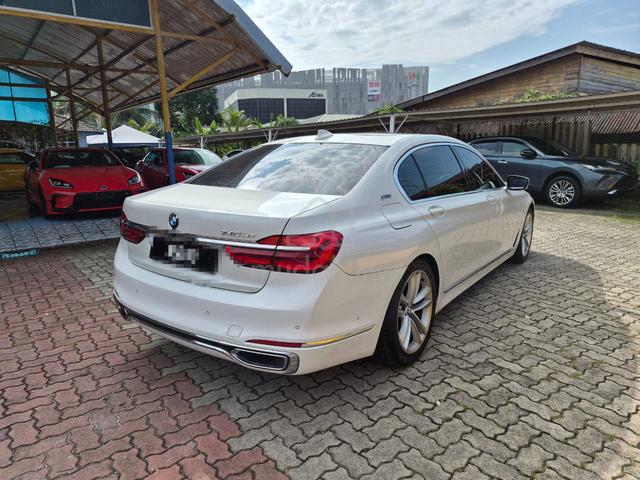 2018 Bmw 740LE 2.0 , LUXURY INTERIOR - 4