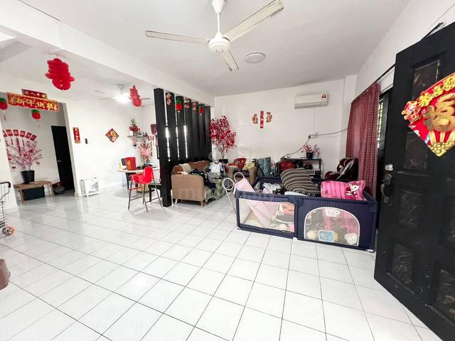 Bandar Selesa Jaya Double Storey Terrce Corner Jalan Silat Gayung Sale 1