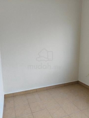2 storey Usj2 Subang Jaya 1