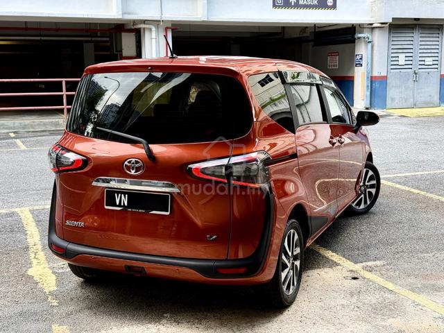 Toyota Sienta 1.5V Full Spec Power Door 71k Mile - 2