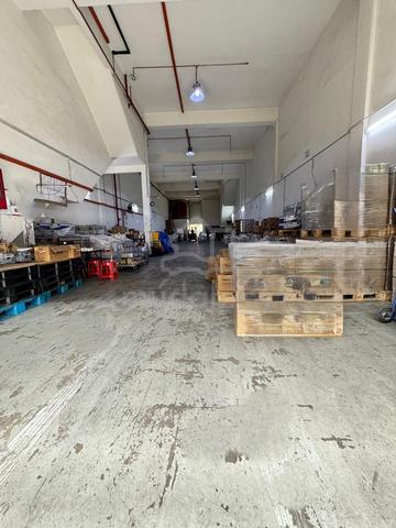Perindustrian Puchong Utama 2 Double Storey Corner Industri Warehouse 1
