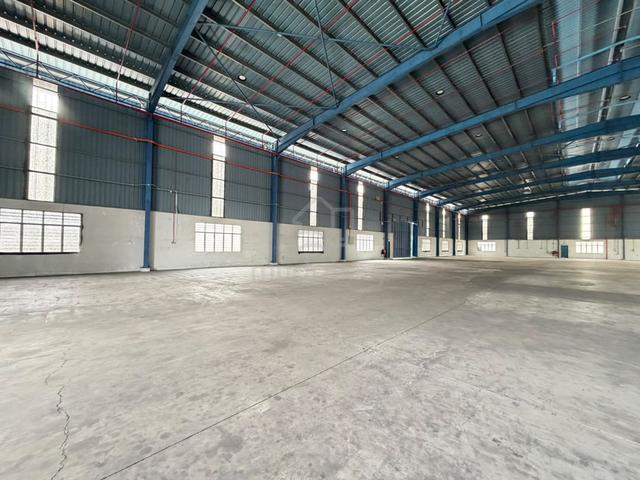 Senai Johor Warehouse for Rent - Built up Area: 27,000sf 1