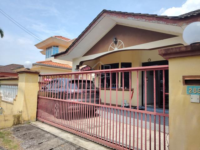 Neaby Ipoh Town Bangalow 🔥For Sale-Silibin First garden 1