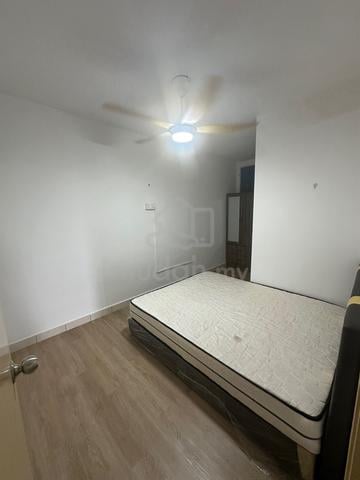 Putatan Platinum Apartment 1