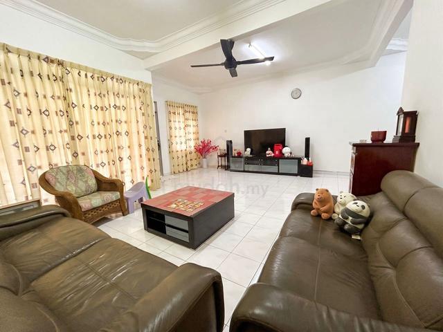 40k cash out @ Taman Sri Kluang, 2-Storey Terrace, Below Bank Value!!! 1