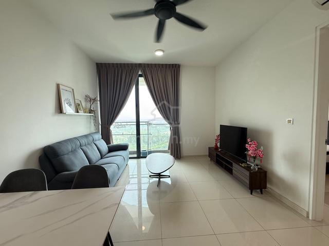 The M @ Medini Macrolink 1