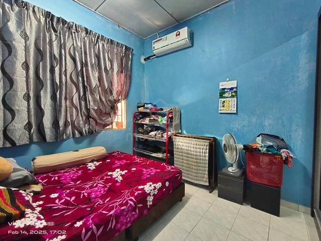 Single Storey terrace house at Tmn Perindustrian, Lukut Indah, PD, N9 3