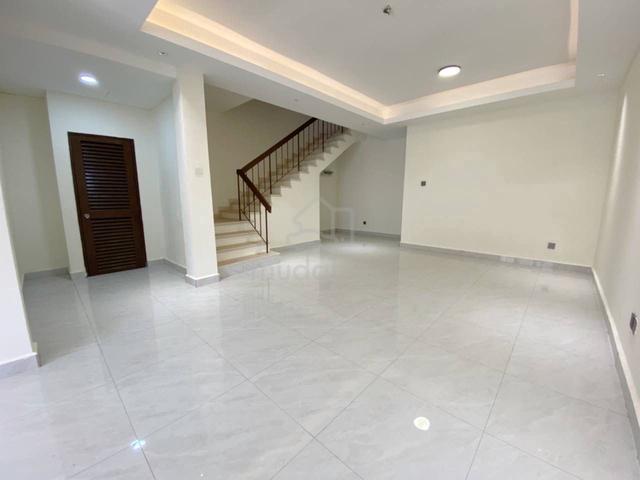 Permas double storey fully renovated freehold for sale 1