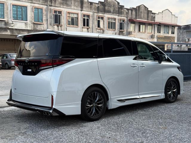 Toyota VELLFIRE 2.4 Z PREMIER GRADE 5A 7000 KM - 2