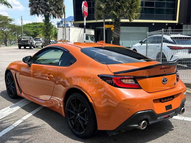 2023 Toyota GR86 2.4 RZ (M) H/Leather 21K KM - 2