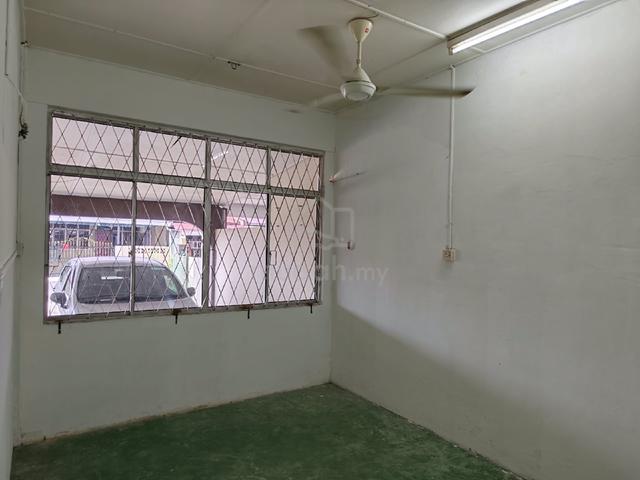 Room for rent  1