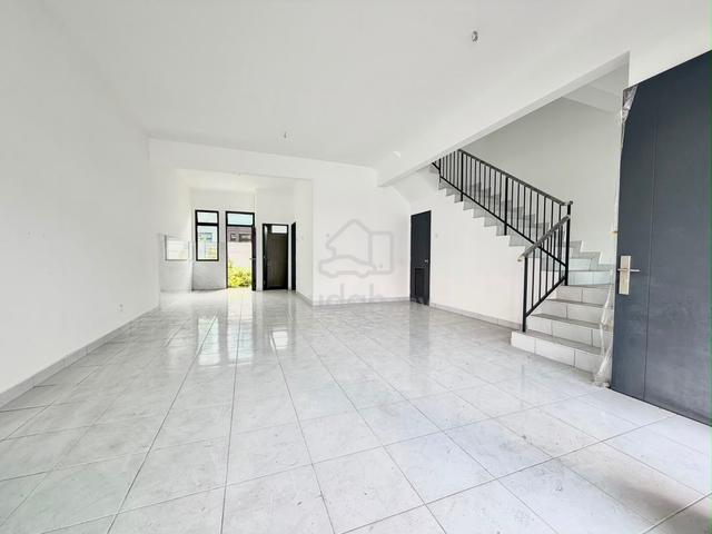Full loan Austin Duta Double Storey House G&G Seri Austin Setia Indah 1