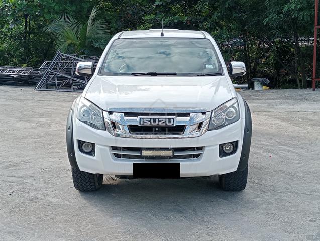 Isuzu D-MAX 2.5 4X4 (A) PICKUP -1 YEAR WARRANTY - 5