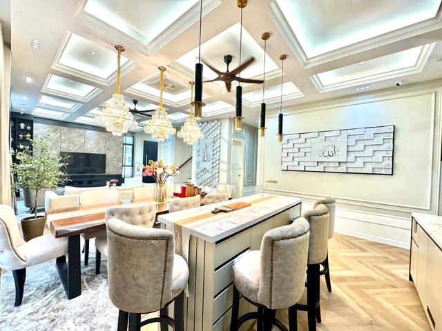 FUlly reno with ID 2 storey Bungalow Norton Garden Eco grandeur Ecowor 1