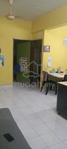 bj court flat 1