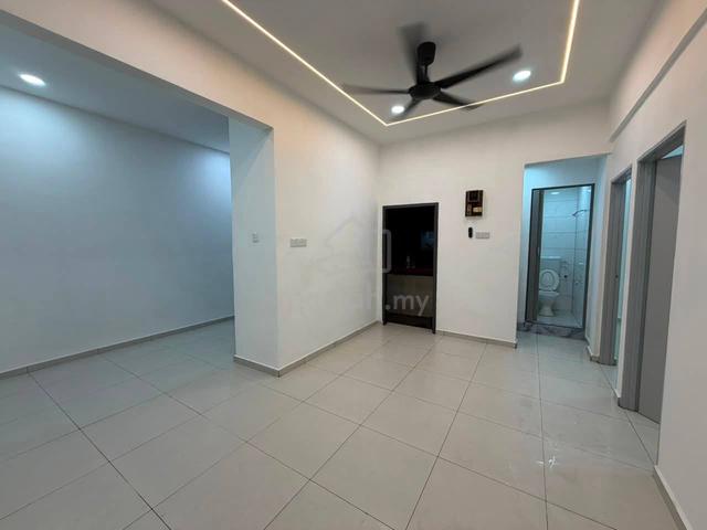 Flat Taman Perling 1