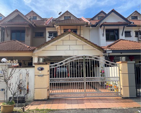 Fully Renovated Air Putih 2 Story House 1