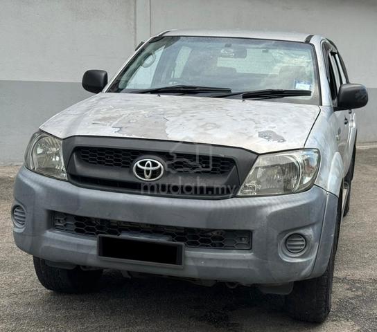  Toyota HILUX 2.5 STD FACELIFT DOUBLE CAB (M) - 1