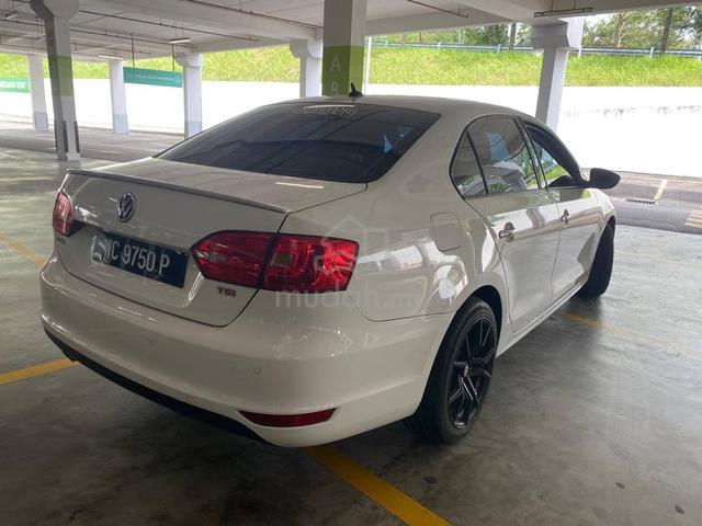 2014 Volkswagen JETTA 1.4 TSI (CKD) (A) - 2