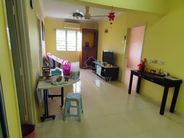 Aman Putra Apartment 1