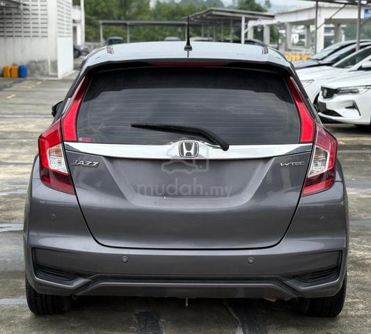 2015 Honda JAZZ 1.5 V (A) F/LOAN - 5