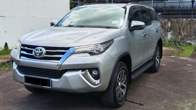 2018 💥Toyota Fortuner 2.4 Diesel VRZ 4X4 AUTO - 4